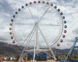 theme park Ferris wheel ride
