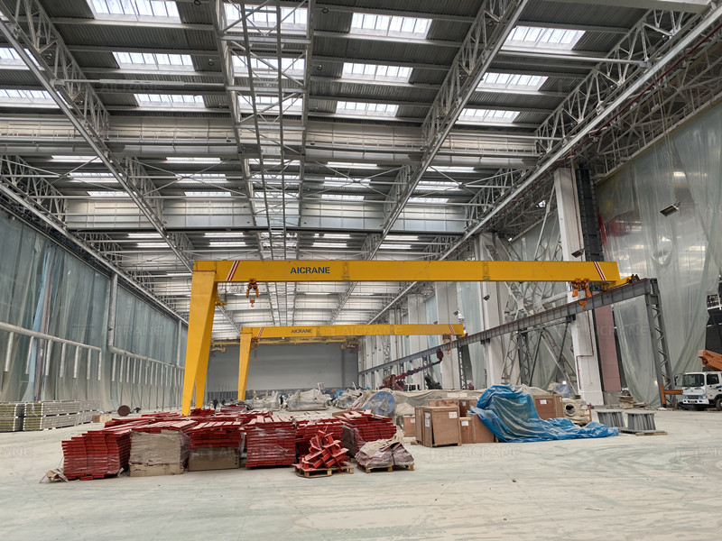 Semi Gantry Crane in Warehouse