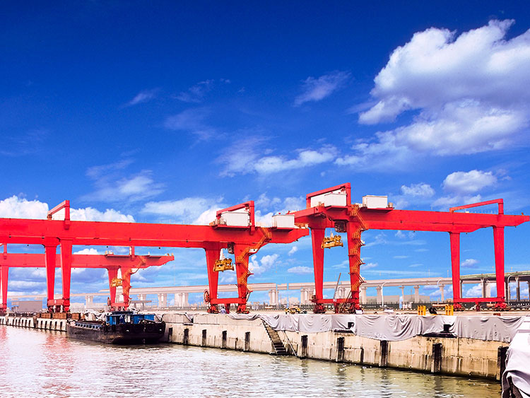RMG crane