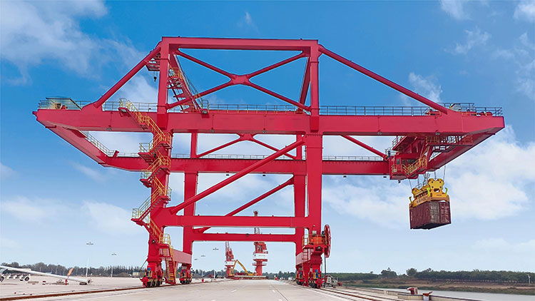 rail mounted crane